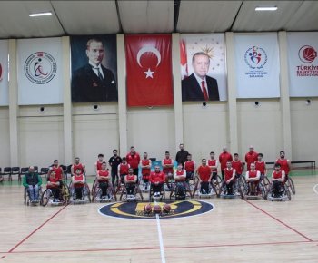 Milli Takımımız Balıkesir'de kampta..