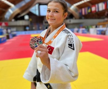 Judo Gençler Avrupa Kupası'nda Habibe AFYONLU Bronz madalya aldı...