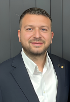 Burç ÖZOĞUZ - Başkan